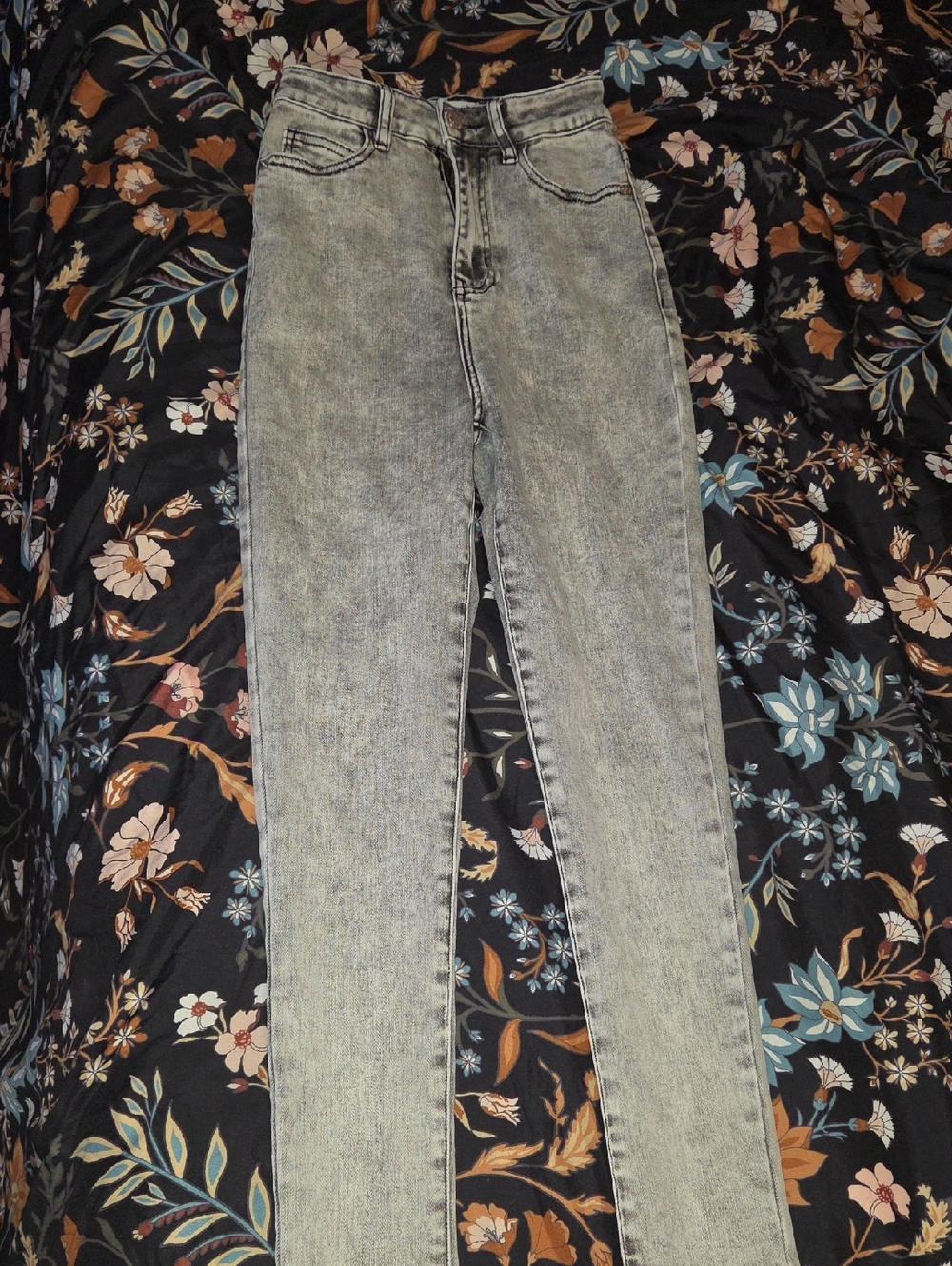 High-Rise Acid Wash Women’s Jeans - Light Gray